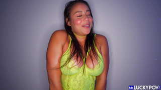 Cumshot дар жопе Барои Мега Жопастой латиноамериканки Кармелы Клатч