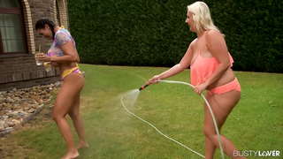 Интервики һәм Лесбиянки Грустная дилдо өсөн ике Көллият Детка