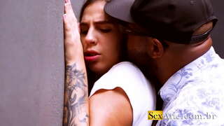 Film je Zrada v baru, Část 2