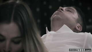 Fucking በቀዳሚ ግምገማዎች ላይ የራሱን አዳዲስ ግምገማዎች - ክፍል 2