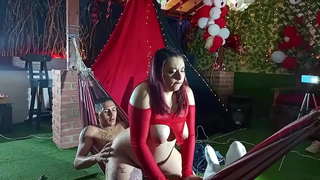 Mu parimal sõbral on väga kuum ema, ta tegi mulle ettepaneku motellis keppida ja andis mulle mobiiltelefoni