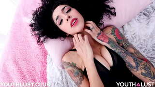 Цудоўная мексіканка здымае сваё першае порна відэа Китция ІНТРА