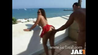 001 Potpourri मा 6