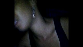 ���ঙ্কিল, মুখের ভিতরের, মাথা