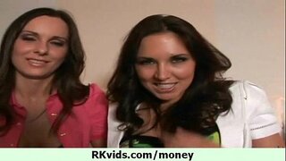 Fucked लागि पैसा 7