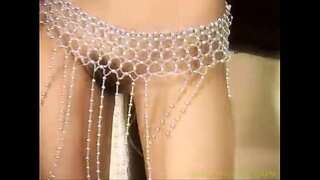 Dans solo pige godt a4U - Lincy Leaw