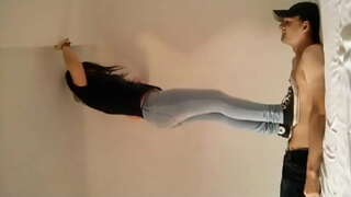 ���્રૂર રખાત કચડી નાખવાની કોંગ્રેસની તેના ગુલામ