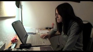 ���्यो बालक फैलिन्छ खुला खुट्टा