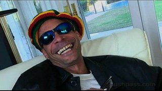 ���ेगन मनरोइ हुन्छ उनको पत्नी बिल्ली pounded!