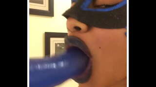 Vicky Hylton阴前球