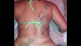 Putinha rebolando na פּיקאַ