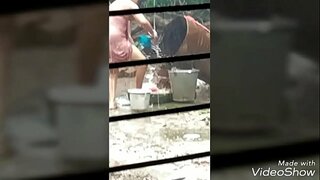 Làng ấn độ cho thấy cô ấy một nửa thân thể trần truồng 2