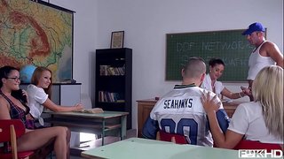 ̲�소년 돌리 Diore&amp;amp;캐시 천국을 공유 선생님의 닭이 두 가지 흥분에 친구가 교실