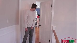 النافورات حمولة من نائب الرئيس على بنت &amp; # 039; ق الوجه-الوئام عجب