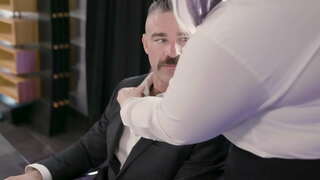 XXL لڑکی چوچیان نسلی پاگل کمال کی طرف سے اس ہنگ باس