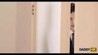 DADDY4K. Schéinen sex-zeene vun ale papp an d &#039; braut vum