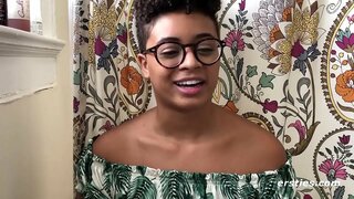 ���ಂದು ಬಣ್ಣದ ಸುಂದರಿ ಜೇನು ಕೆಲಸ ಇದು 2 ಸೆರೆ