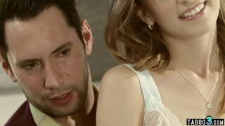 Kurus anak tirinya yang digunakan oleh dia sesat tiri